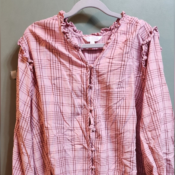 Lauren Conrad Blouse - Picture 2 of 5